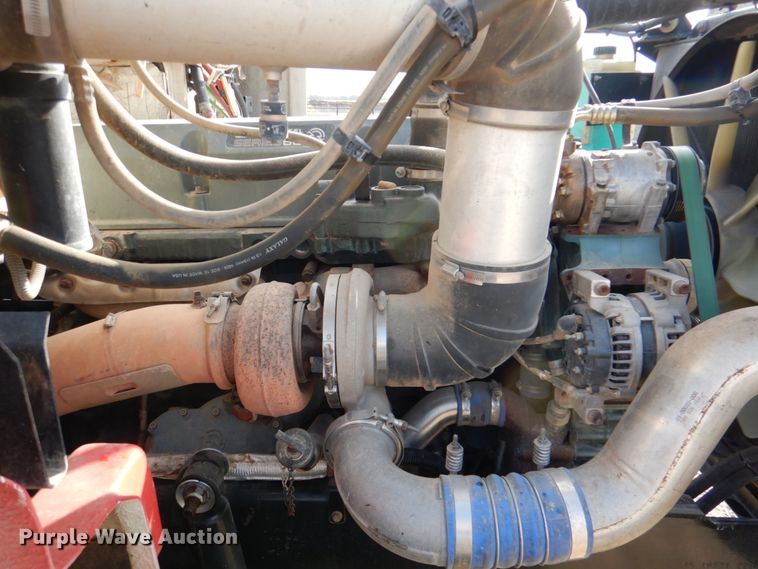 image for item JD9521 2016 Western Star 4900 SA  glider kit semi truck