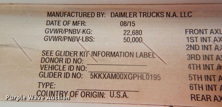 image for item JD9521 2016 Western Star 4900 SA  glider kit semi truck