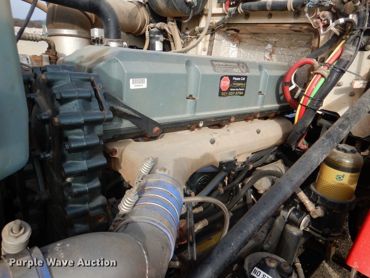 image for item JD9522 2016 Western Star 4900 SA  glider kit semi truck