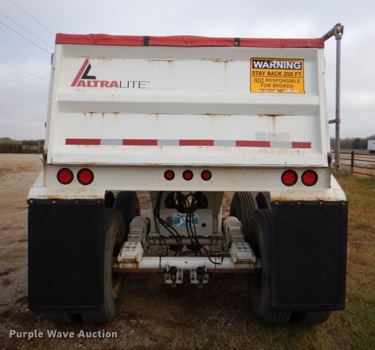 image for item JD9523 2016 Kalyn Siebert AL-3835  end dump trailer