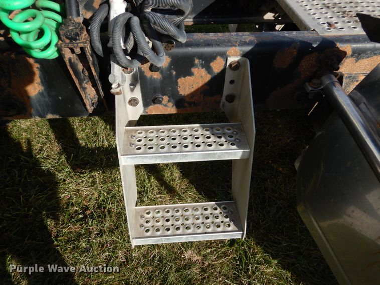 image for item JI9295 2005 International 9400i  semi truck