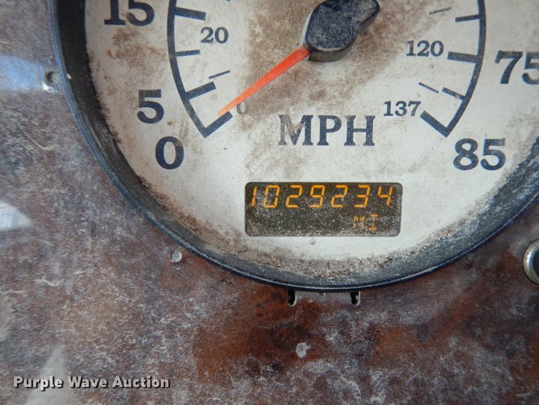 image for item JI9295 2005 International 9400i  semi truck