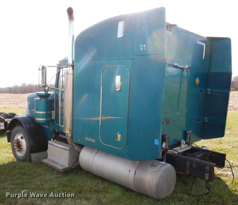 image for item JI9296 1998 Peterbilt 379  semi truck