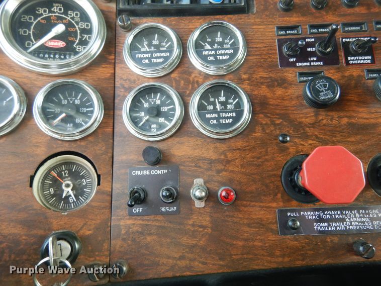 image for item JI9296 1998 Peterbilt 379  semi truck