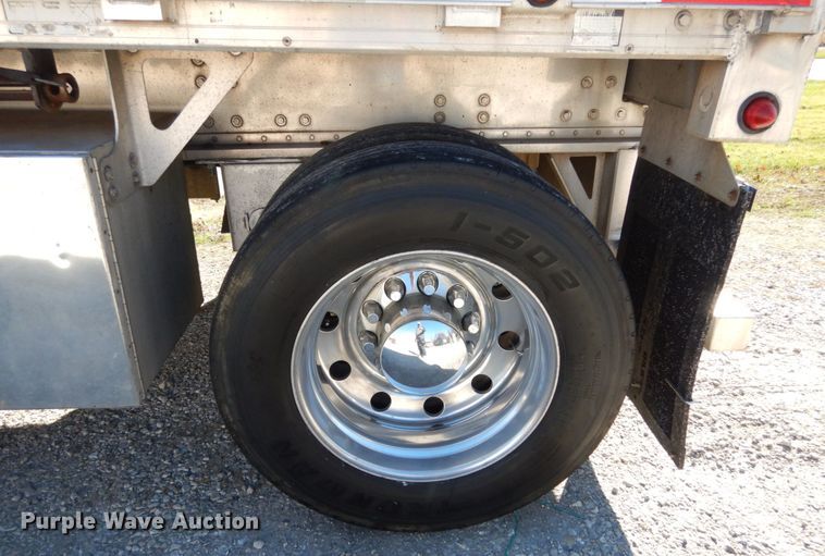 image for item JI9314 2006 Manac AAF-48  flatbed trailer