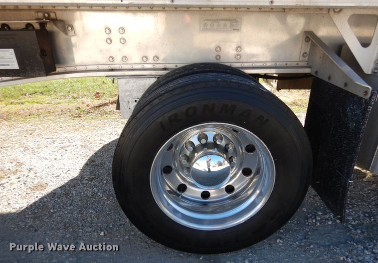 image for item JI9314 2006 Manac AAF-48  flatbed trailer