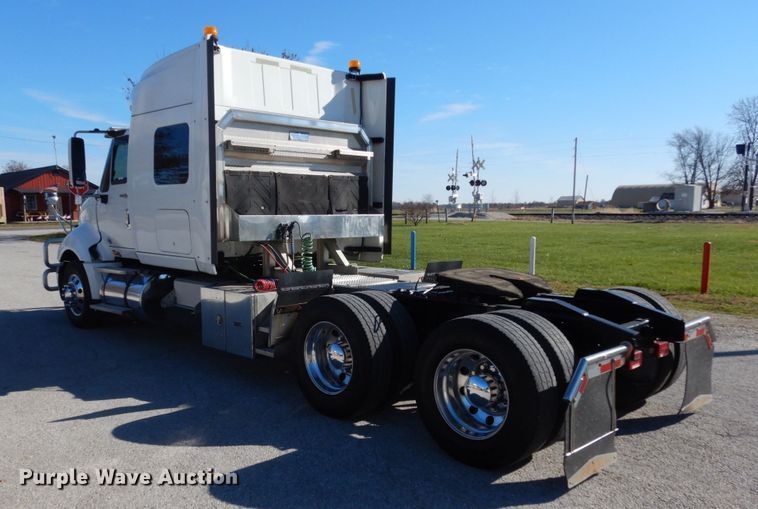 image for item JI9315 2013 International ProStar  semi truck