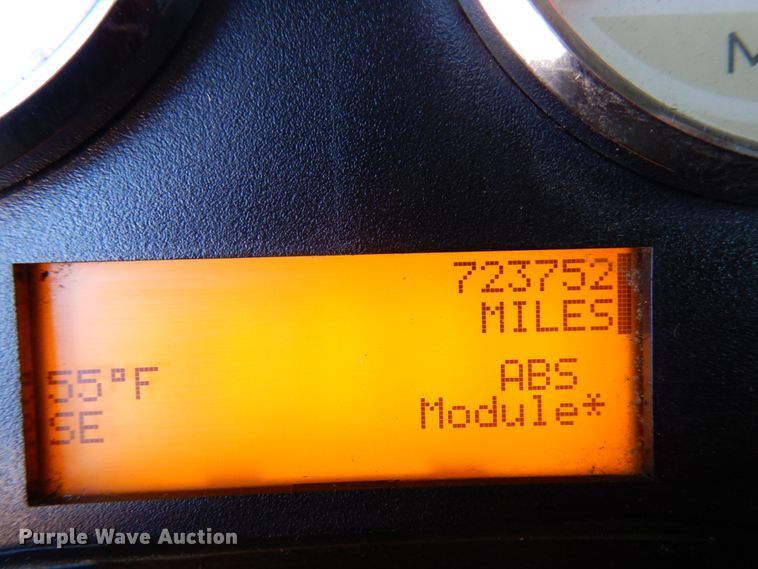 image for item JI9315 2013 International ProStar  semi truck