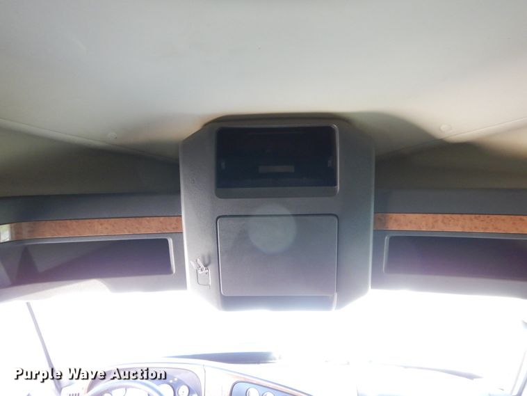 image for item JI9315 2013 International ProStar  semi truck