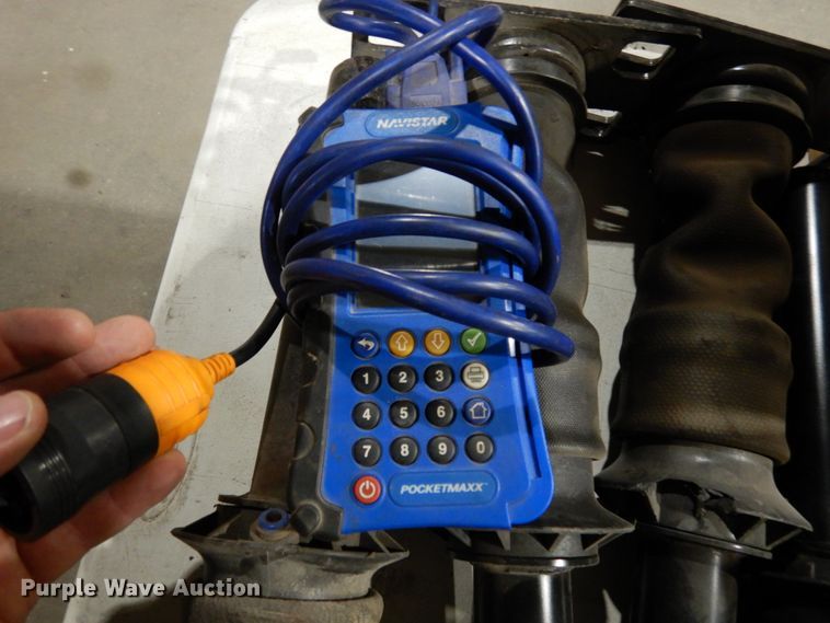 image for item JI9315 2013 International ProStar  semi truck