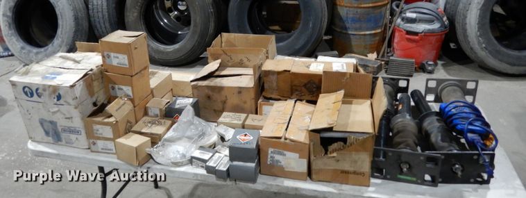 image for item JI9315 2013 International ProStar  semi truck