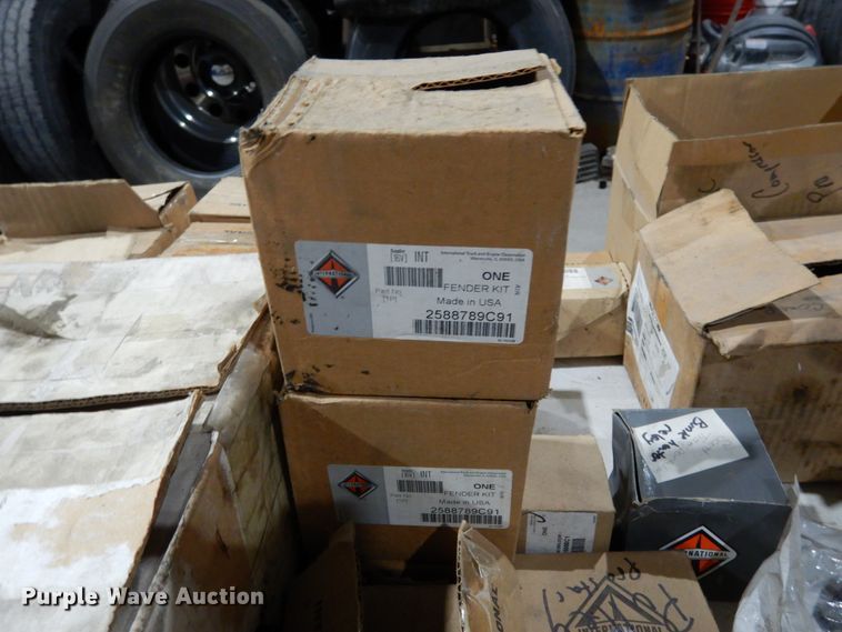 image for item JI9315 2013 International ProStar  semi truck