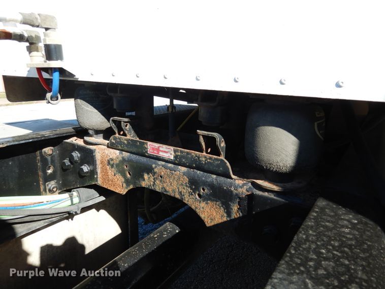 image for item JI9316 2009 International 9900i  semi truck