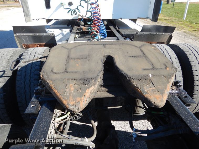 image for item JI9316 2009 International 9900i  semi truck