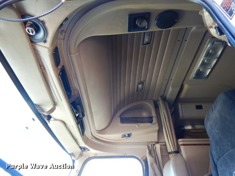 image for item JI9316 2009 International 9900i  semi truck