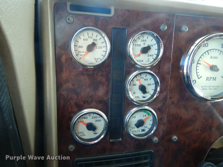 image for item JI9316 2009 International 9900i  semi truck