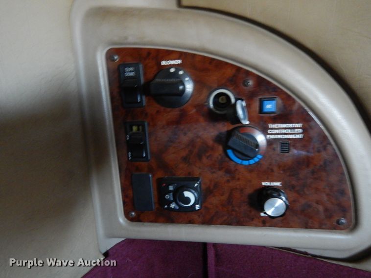 image for item JI9316 2009 International 9900i  semi truck