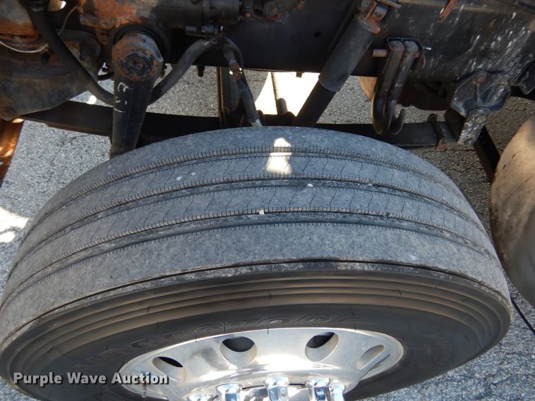 image for item JI9316 2009 International 9900i  semi truck