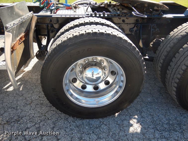 image for item JI9316 2009 International 9900i  semi truck