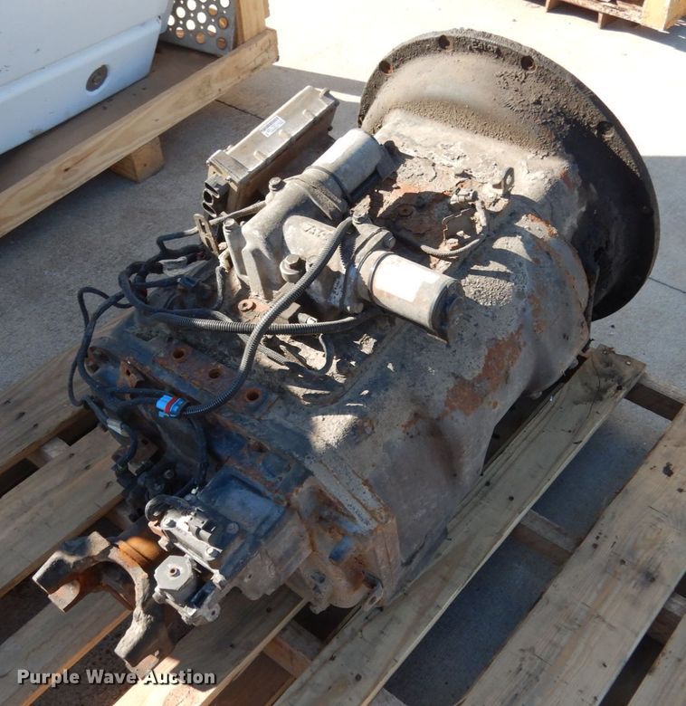 image for item JI9317 2005 Eaton Fuller RTO16910CAS2  transmission