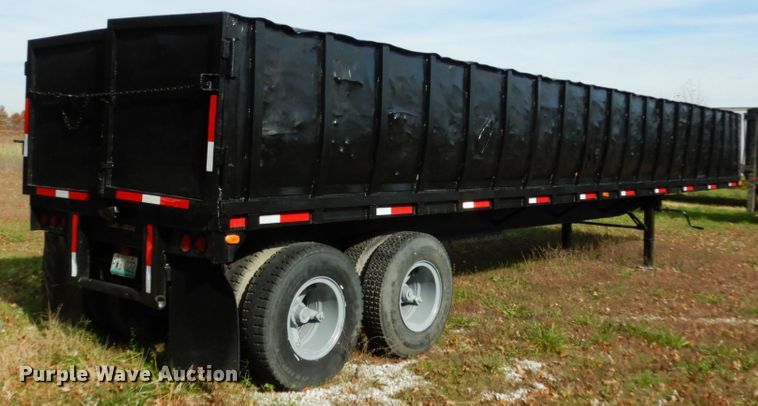 image for item JI9340 1974 Transcraft TH-40  scrap trailer