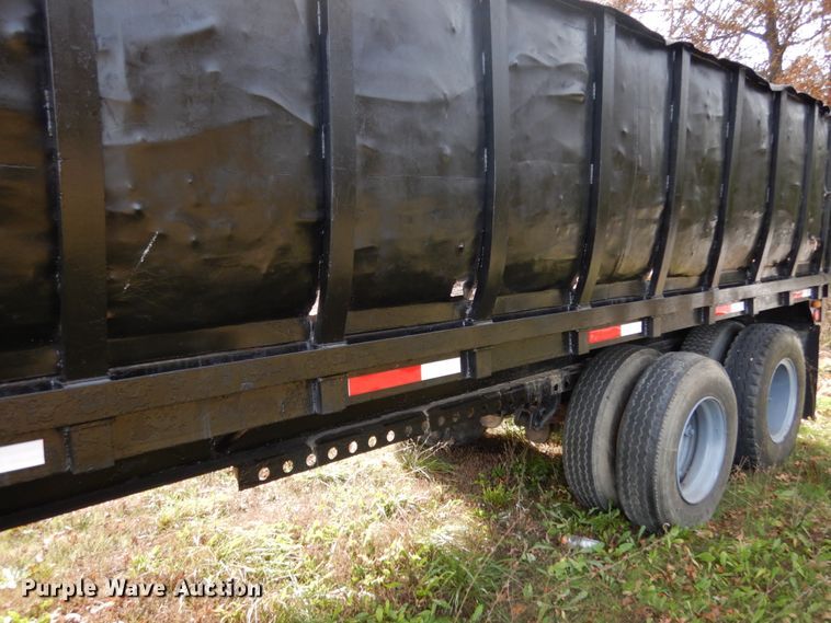 image for item JI9340 1974 Transcraft TH-40  scrap trailer