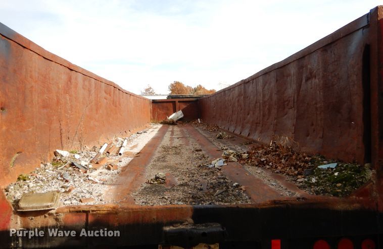 image for item JI9340 1974 Transcraft TH-40  scrap trailer