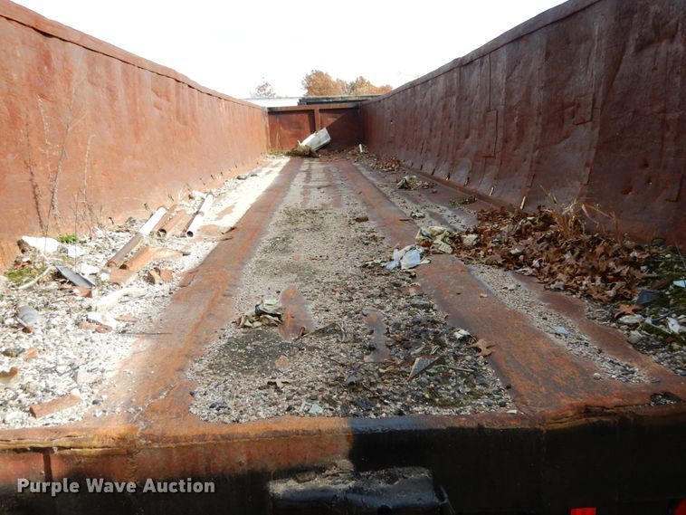 image for item JI9340 1974 Transcraft TH-40  scrap trailer