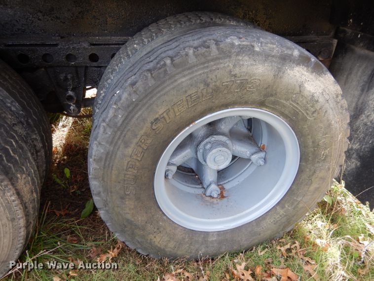 image for item JI9340 1974 Transcraft TH-40  scrap trailer