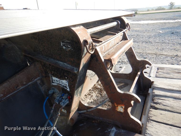 image for item JS9189 2010 Landoll 835  lowboy equipment trailer