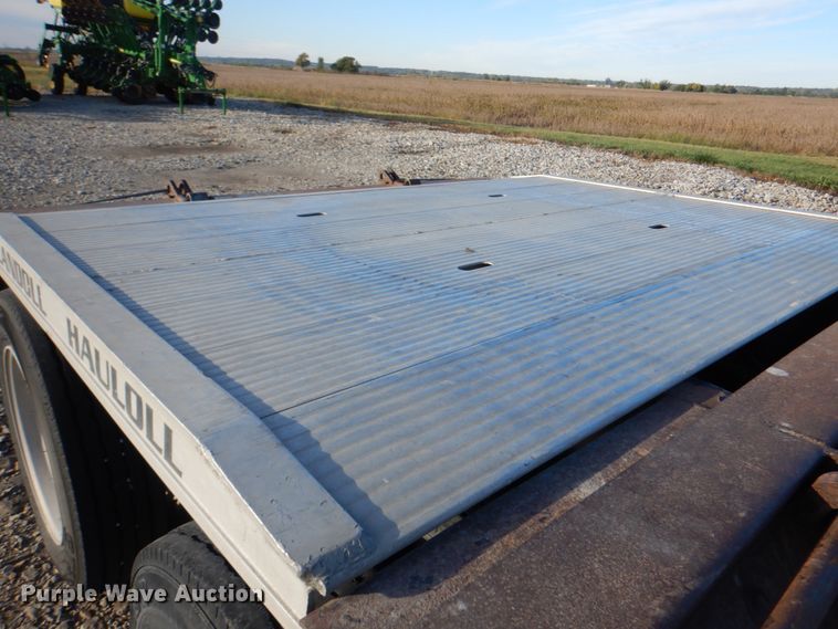 image for item JS9189 2010 Landoll 835  lowboy equipment trailer