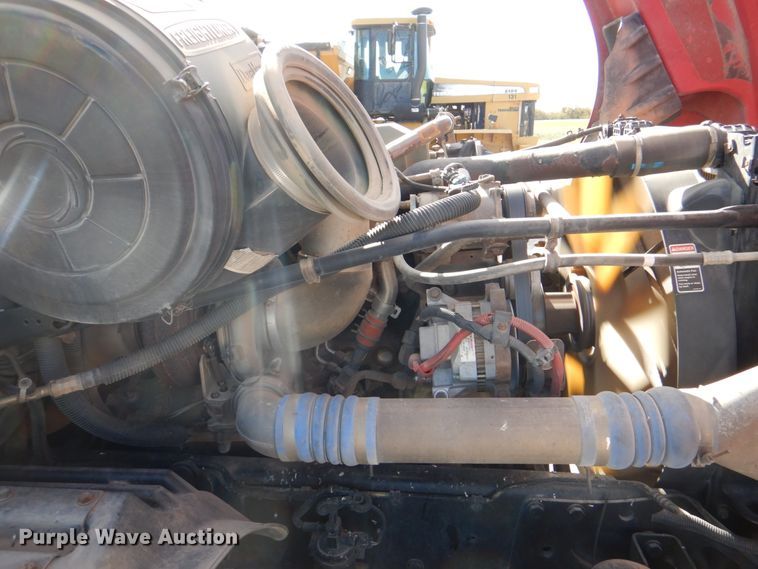 image for item JS9771 2006 Freightliner Columbia  semi truck