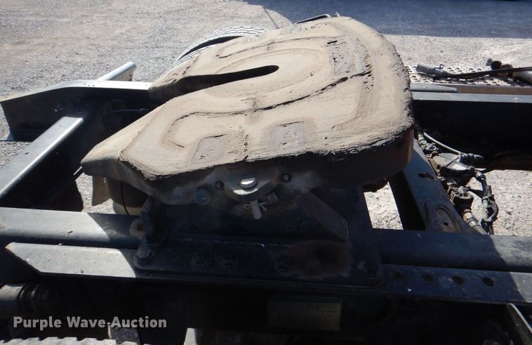 image for item JS9771 2006 Freightliner Columbia  semi truck