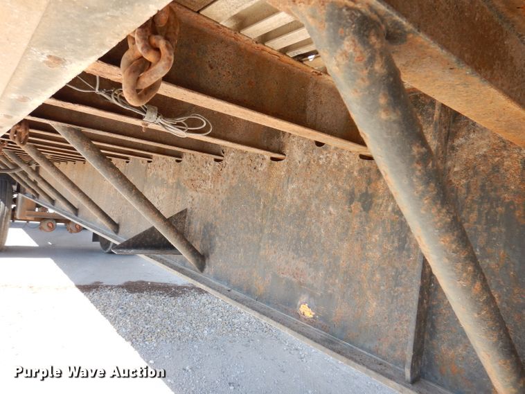 image for item KA9372 1999 Trailmobile Reintour  flatbed trailer