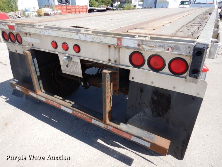 image for item KA9372 1999 Trailmobile Reintour  flatbed trailer