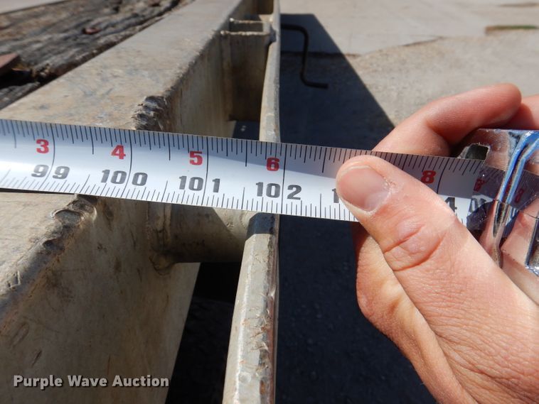 image for item KA9372 1999 Trailmobile Reintour  flatbed trailer