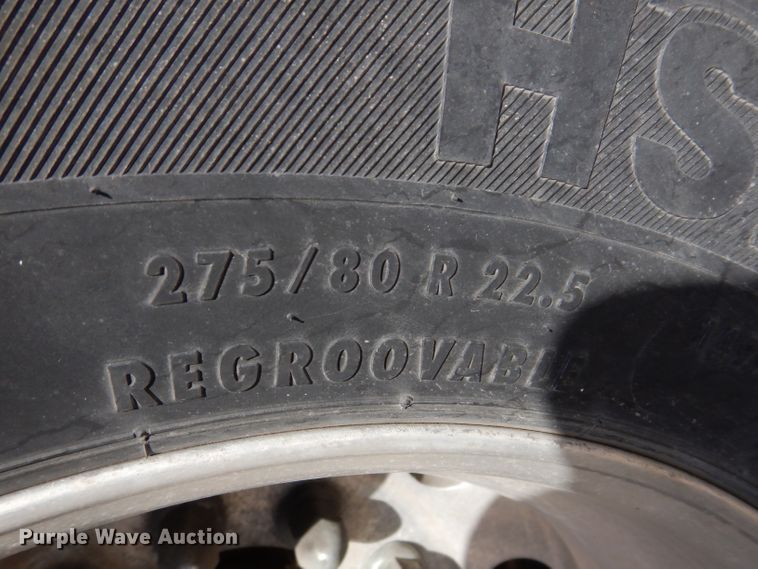 image for item KA9372 1999 Trailmobile Reintour  flatbed trailer