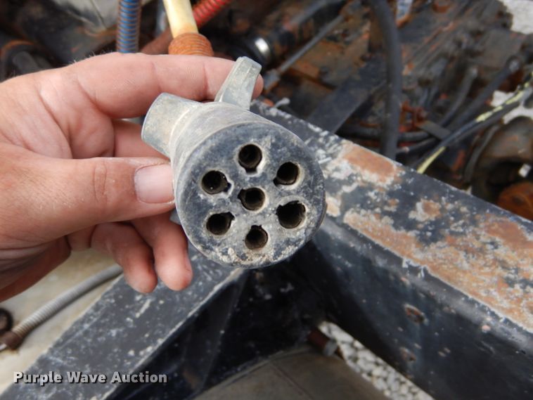 image for item KA9462 1986 Freightliner FLT  semi truck