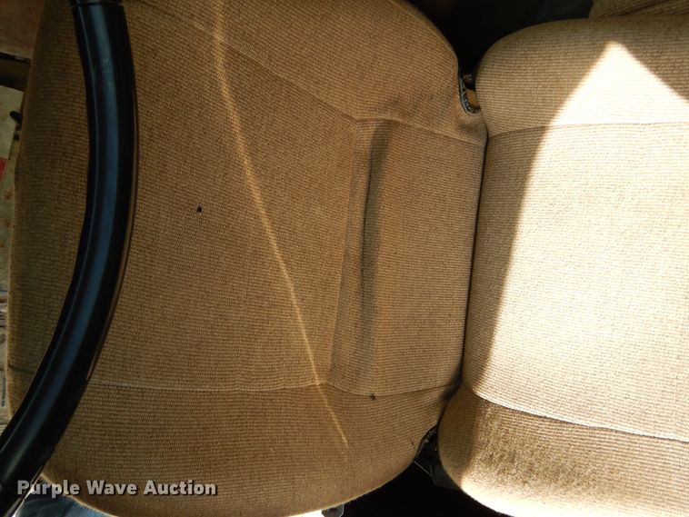 image for item KA9462 1986 Freightliner FLT  semi truck