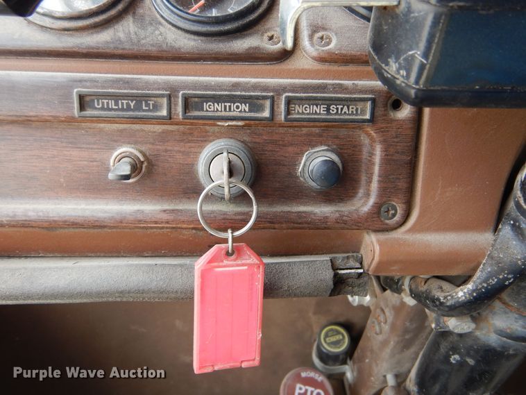 image for item KA9462 1986 Freightliner FLT  semi truck