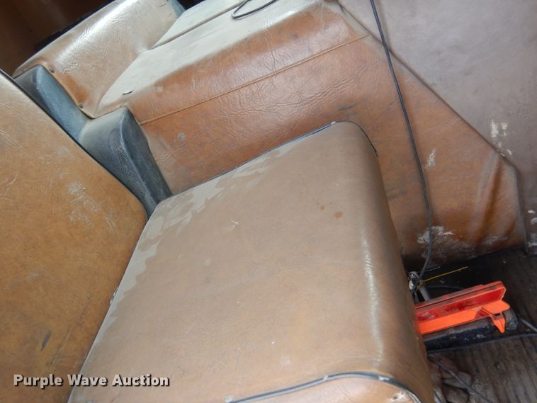 image for item KA9462 1986 Freightliner FLT  semi truck