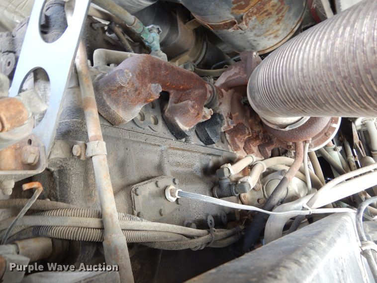 image for item KA9462 1986 Freightliner FLT  semi truck