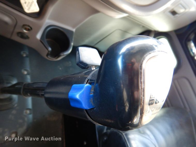 image for item KH9151 2011 Peterbilt 367  semi truck