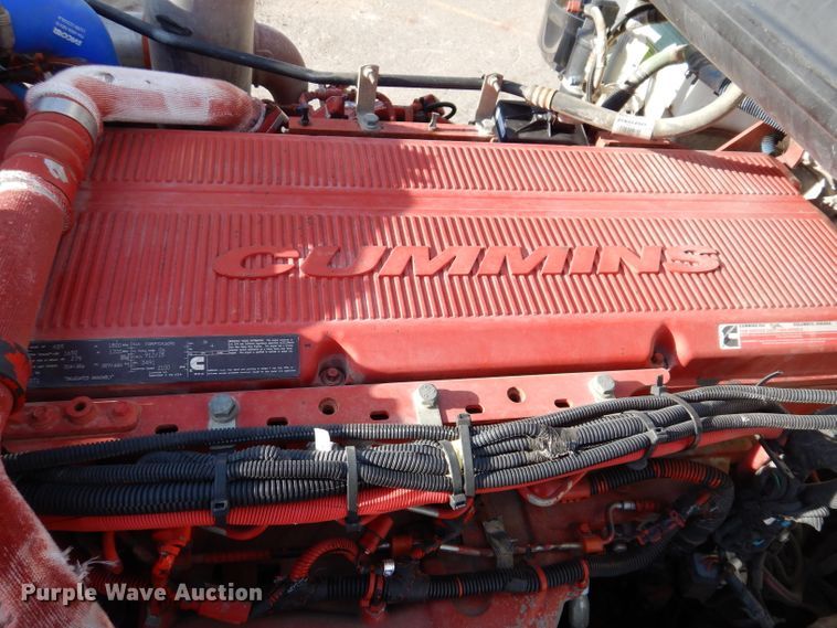 image for item KH9151 2011 Peterbilt 367  semi truck