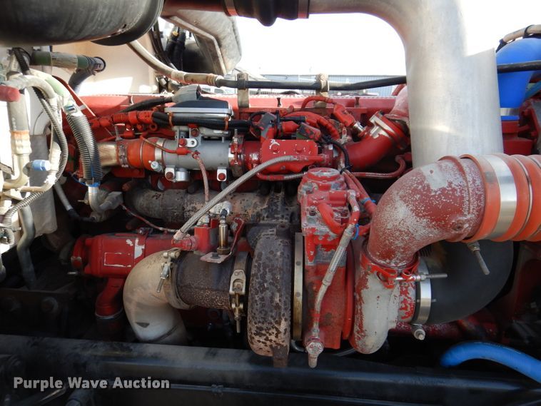 image for item KH9151 2011 Peterbilt 367  semi truck