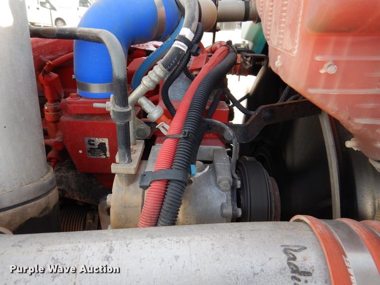 image for item KH9151 2011 Peterbilt 367  semi truck