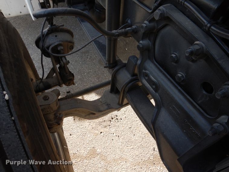 image for item KH9151 2011 Peterbilt 367  semi truck