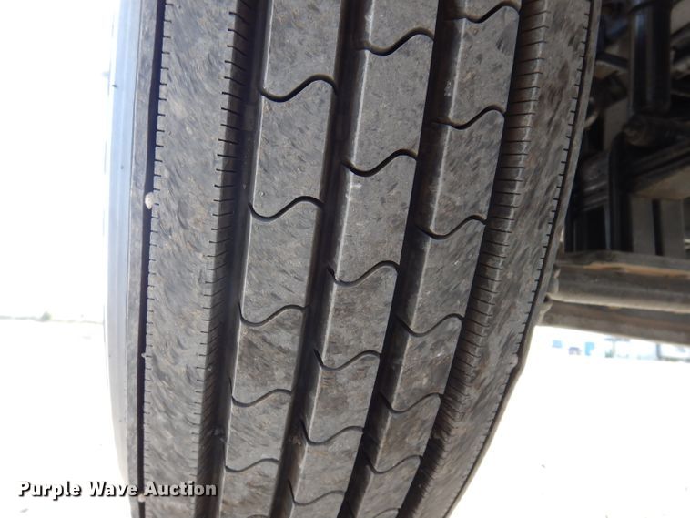 image for item KH9151 2011 Peterbilt 367  semi truck