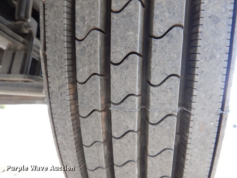 image for item KH9151 2011 Peterbilt 367  semi truck