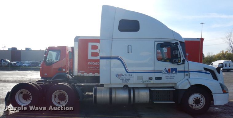 image for item KK9702 2016 Volvo VNL670  semi truck